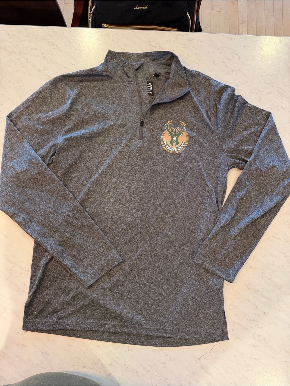 Milwaukee Bucks Gray Heather Quarter-Zip Pullover Men’s size S